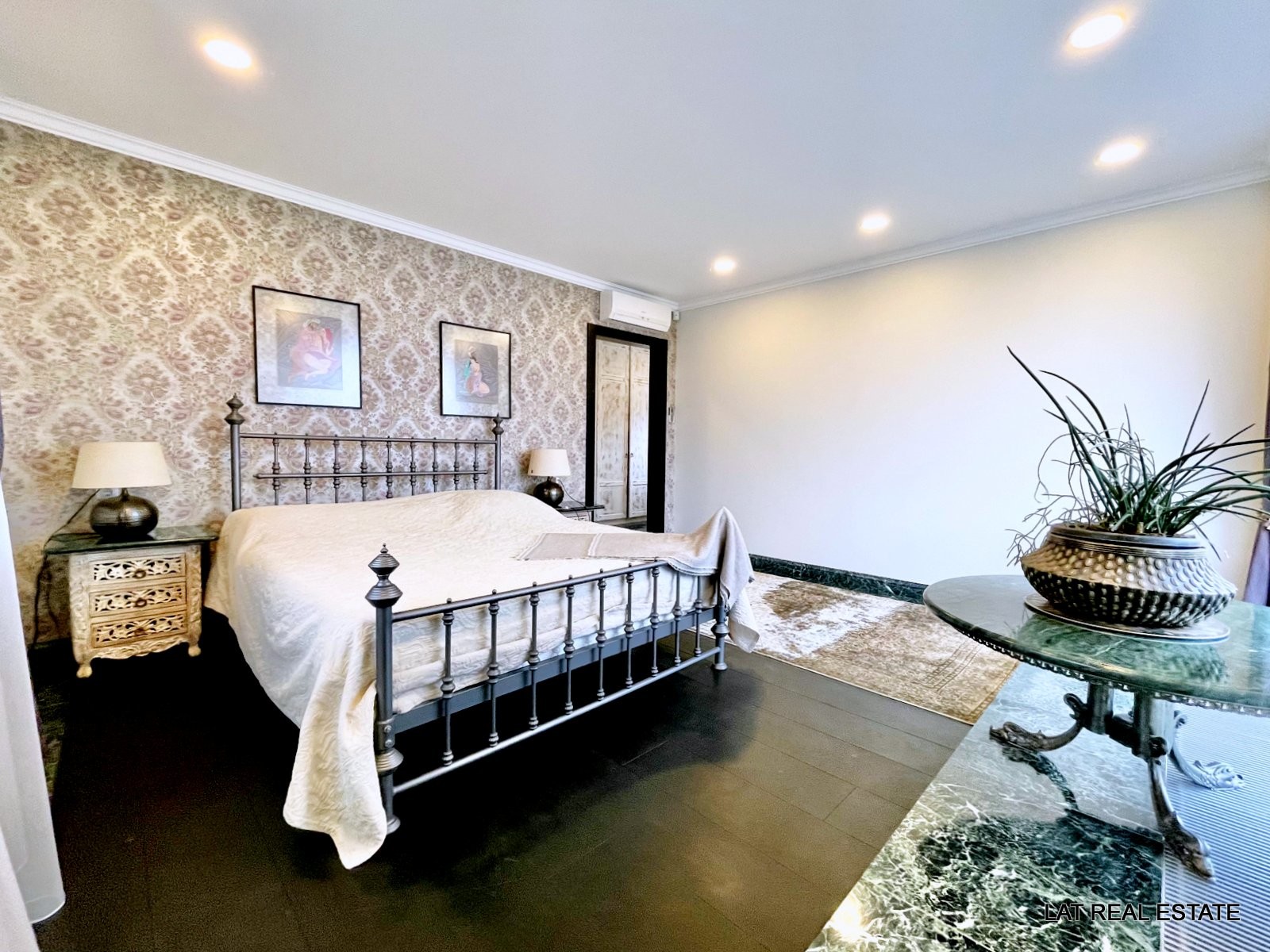 Property 28